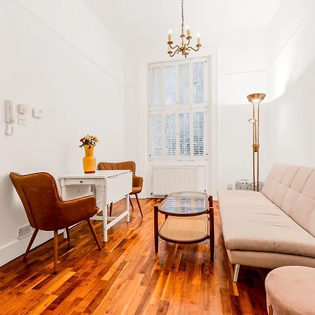 Charming 1Br Flat In Notting Hill, 7 Minutes Tube Apartment